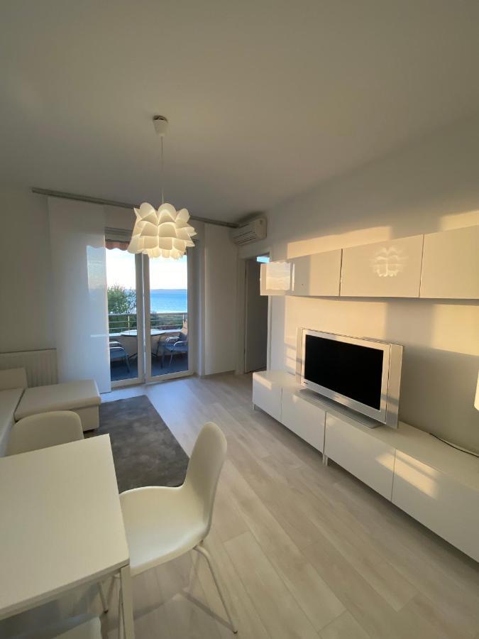 Club218 The Sunset - Wellness Apartment Siofok Exterior photo